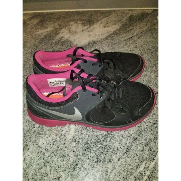 Womens Nike 512108-009 FitSole Running Size 8 Pink Grey Sneakers, preowned - Picture 2 of 7